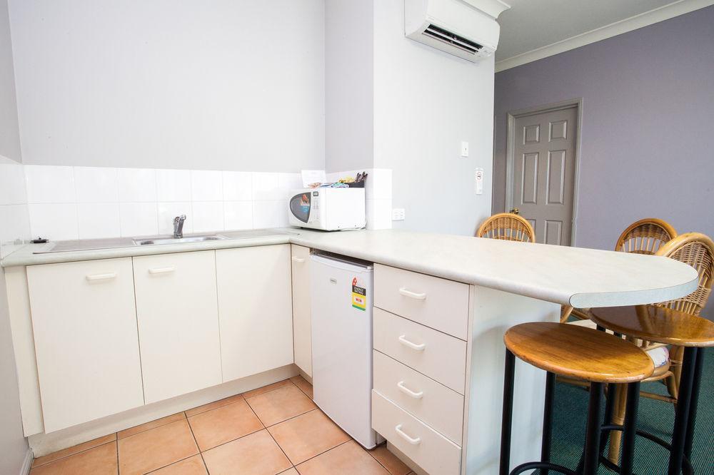 Motor 3* Springwood